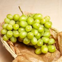 Виноград зеленый без косточек